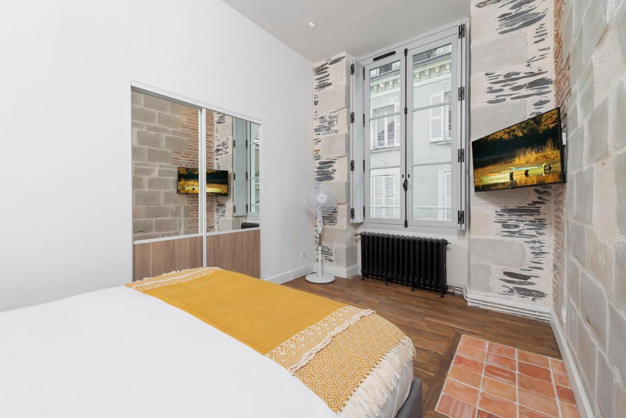 Hyper Centre 16 Rue Valdemaine Apartment อองเชร์ ภายนอก รูปภาพ