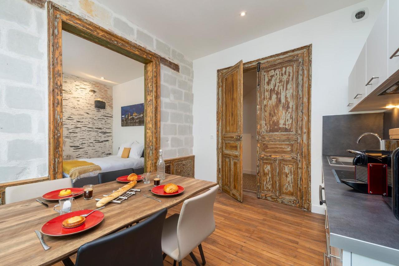 Hyper Centre 16 Rue Valdemaine Apartment อองเชร์ ภายนอก รูปภาพ