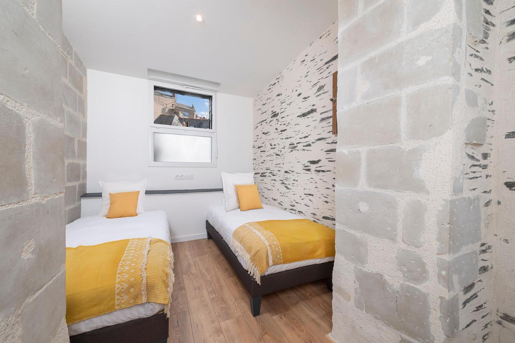 Hyper Centre 16 Rue Valdemaine Apartment อองเชร์ ห้อง รูปภาพ