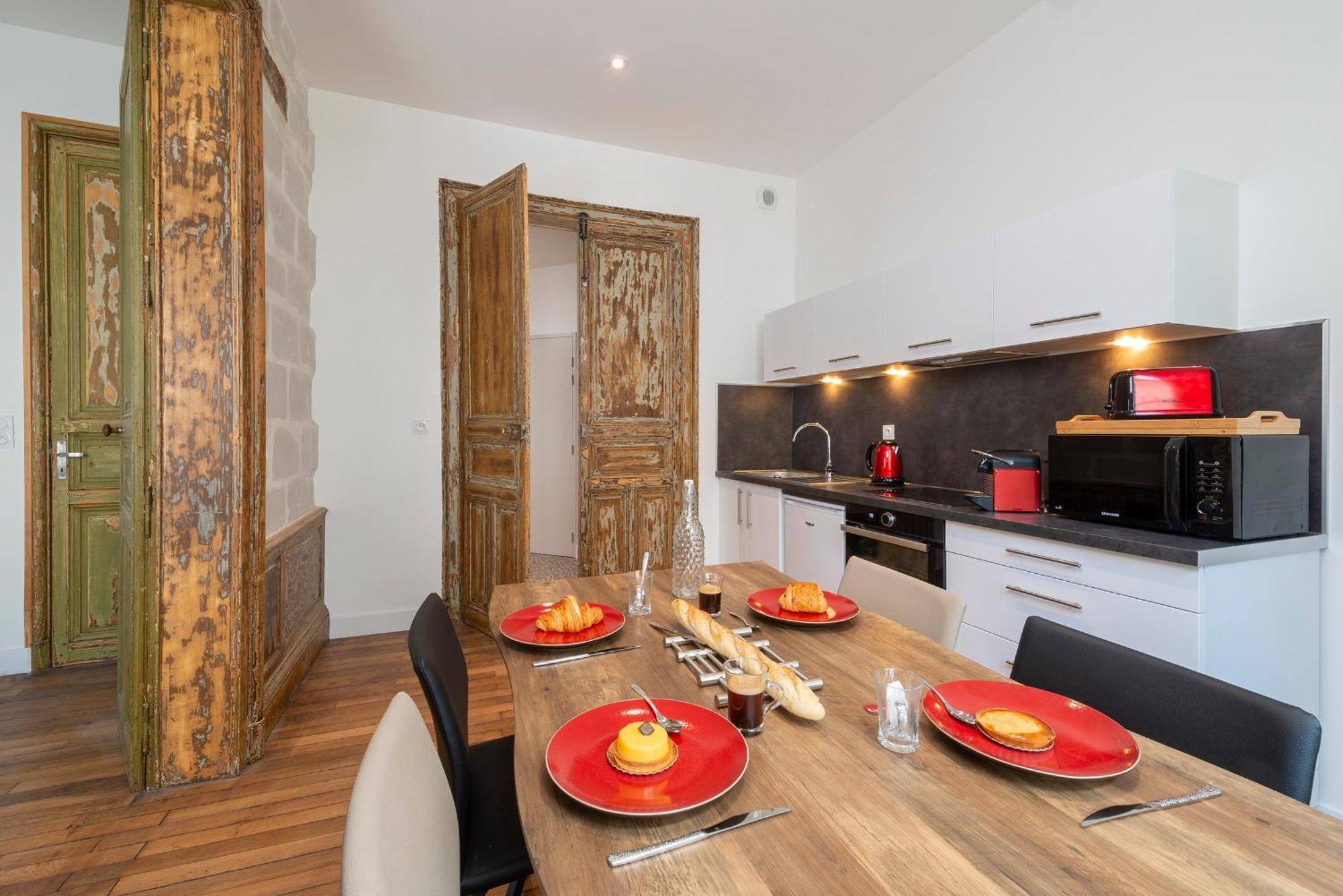 Appartements Lumineux Et Charmants En Coeur De Ville อองเชร์ ภายนอก รูปภาพ