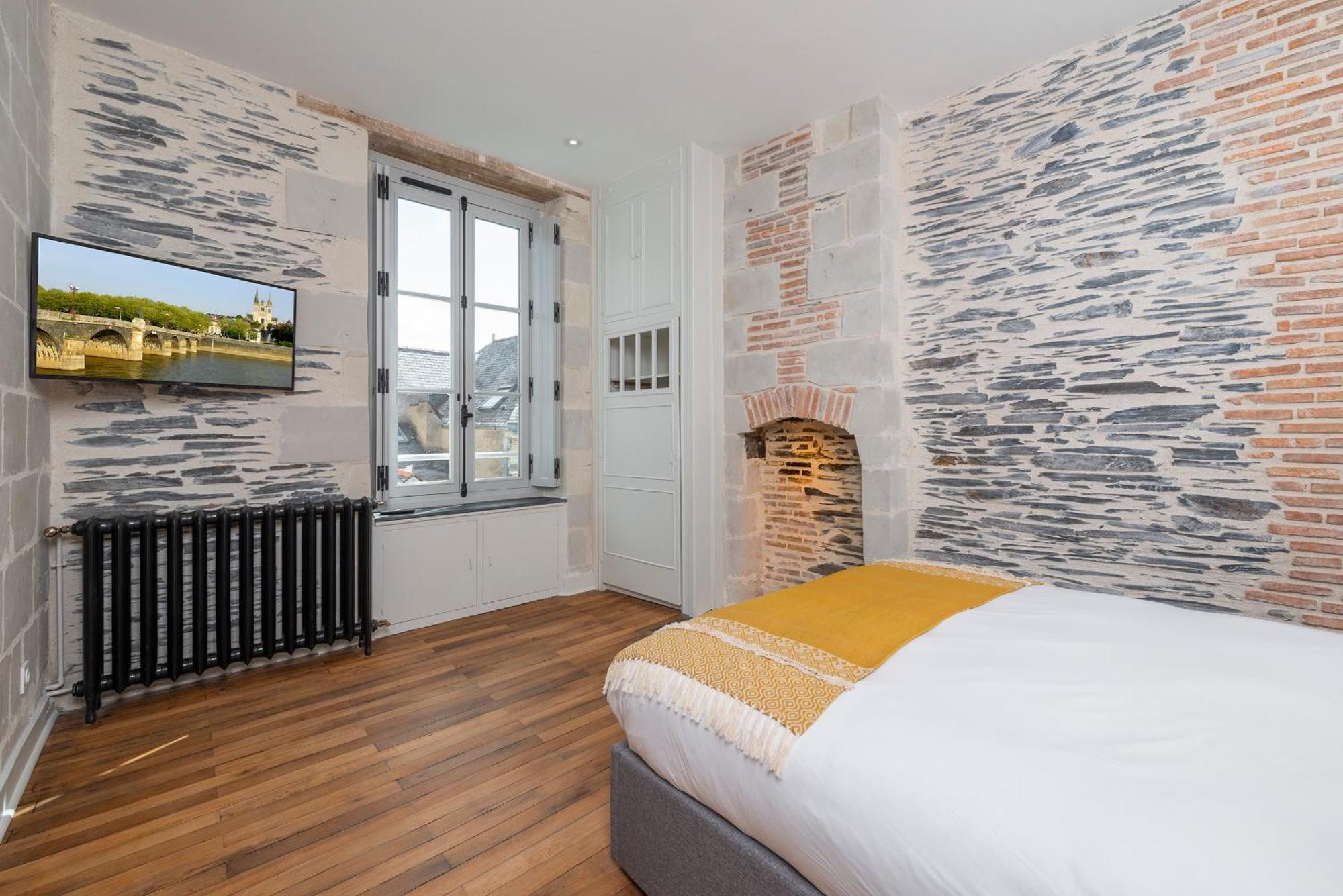 Hyper Centre 16 Rue Valdemaine Apartment อองเชร์ ห้อง รูปภาพ